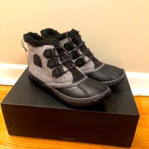 NEW IN BOX Sorel Boots